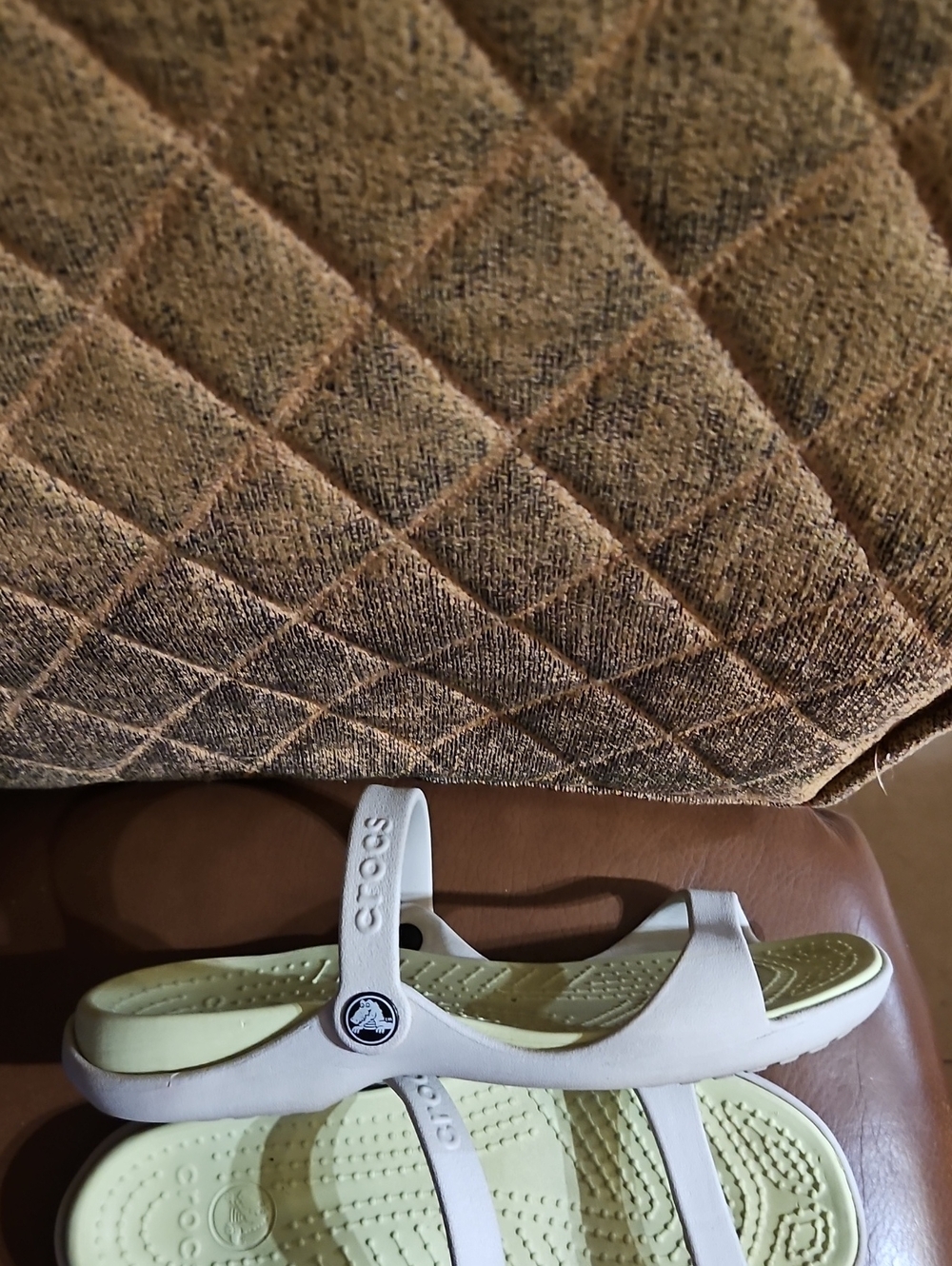 Crocs Cleo Slip On Slides Sandals Shoes Light Gray Green - Picture 3 of 5